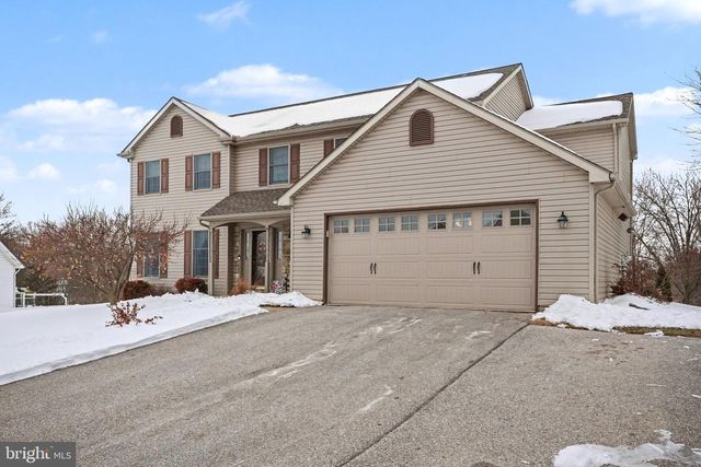 107 SUMMER HOUSE LN, York, PA 17408