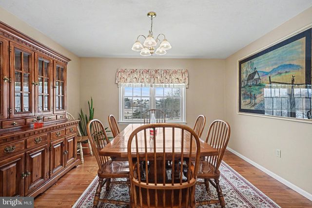 107 SUMMER HOUSE LN, York, PA 17408