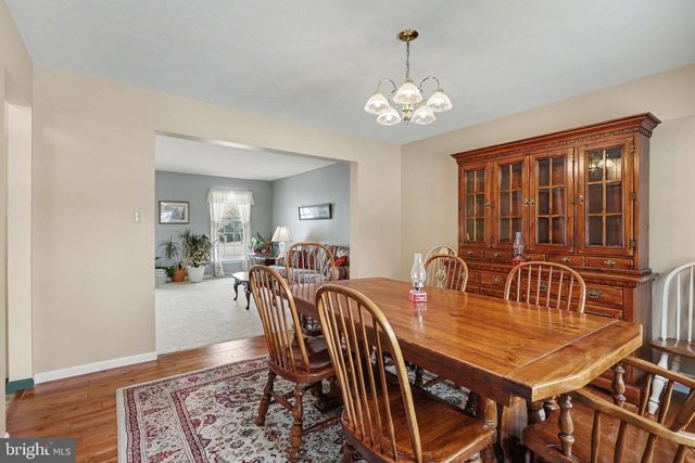 107 SUMMER HOUSE LN, York, PA 17408