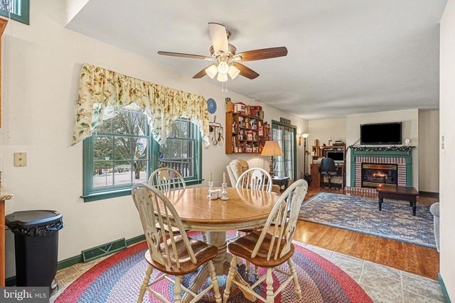 107 SUMMER HOUSE LN, York, PA 17408