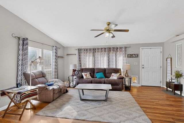 622 N Hazel Street, Los Lunas, NM 87031