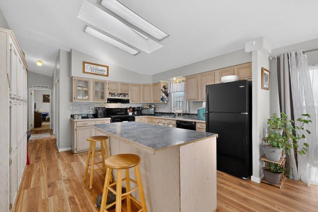 622 N Hazel Street, Los Lunas, NM 87031