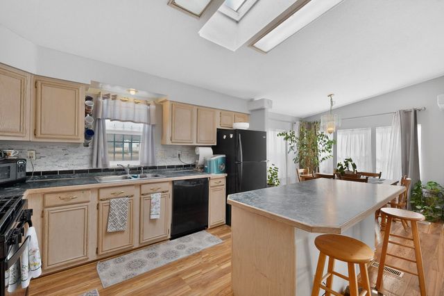 622 N Hazel Street, Los Lunas, NM 87031