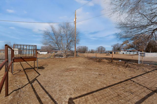 622 N Hazel Street, Los Lunas, NM 87031