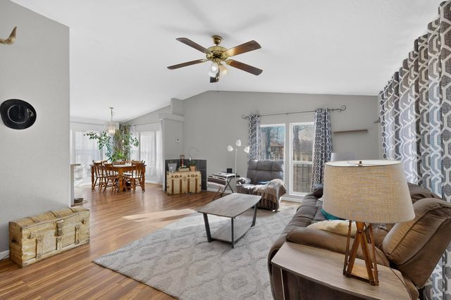 622 N Hazel Street, Los Lunas, NM 87031