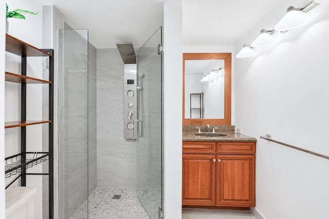 6409 64th Way, West Palm Beach, FL 33409