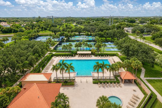 6409 64th Way, West Palm Beach, FL 33409