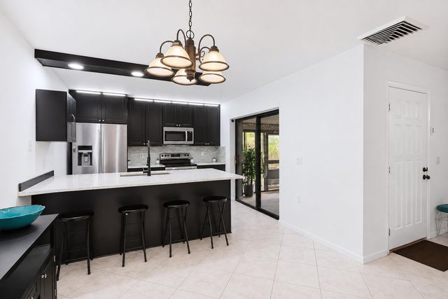 6409 64th Way, West Palm Beach, FL 33409