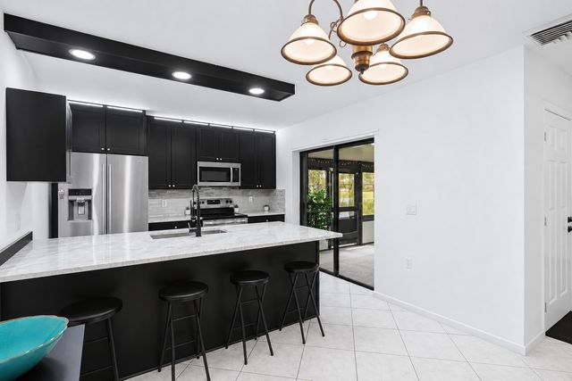 6409 64th Way, West Palm Beach, FL 33409
