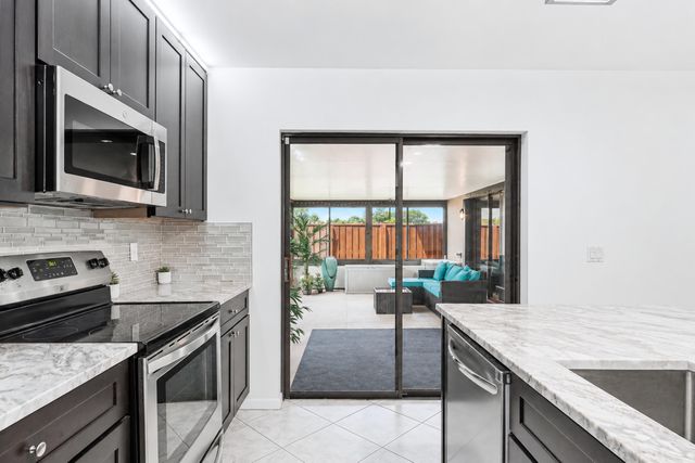 6409 64th Way, West Palm Beach, FL 33409