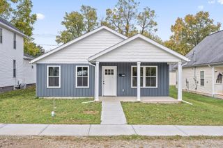333 N 10th Street, Newark, OH 43055