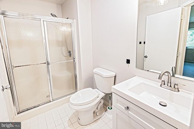 33 FOXTAIL CT, Newark, DE 19711
