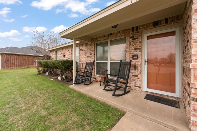 1595 Spring Branch Drive, Cleburne, TX 76033