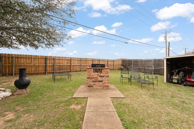 1595 Spring Branch Drive, Cleburne, TX 76033