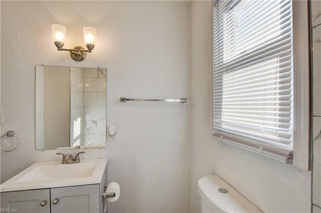 2906 Elm AVE, Portsmouth, VA 23704