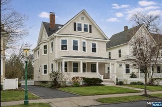 210 Baldwin Street, Glen Ridge, NJ 07028