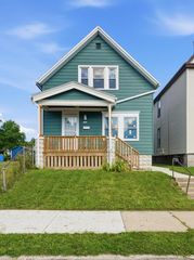 2618 N 24th PLACE, Milwaukee, WI 53206