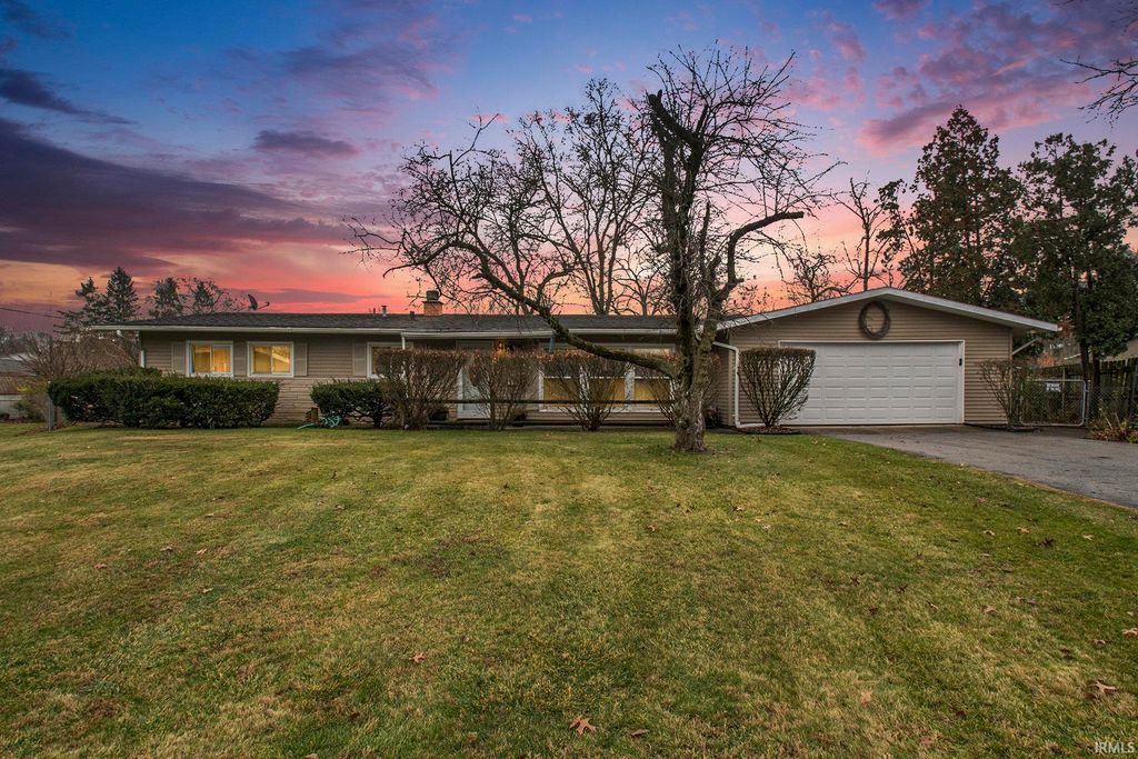 3412 Troy Court, South Bend, IN 46614