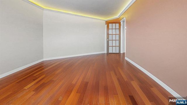 7002 JFK Blvd E 11A, Guttenberg, NJ 07093
