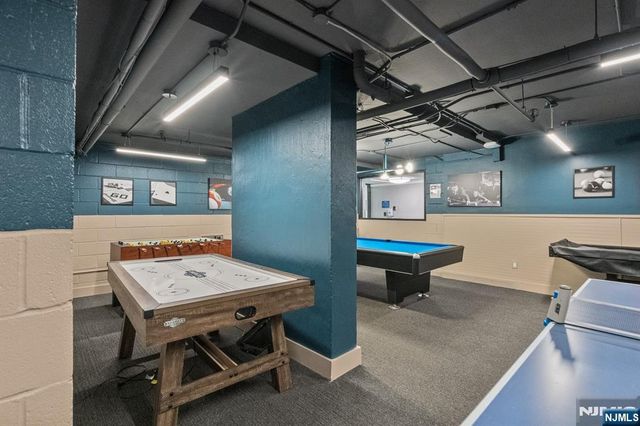 7002 JFK Blvd E 11A, Guttenberg, NJ 07093