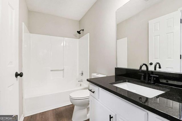 3377 Montheath Pass, Duluth, GA 30096