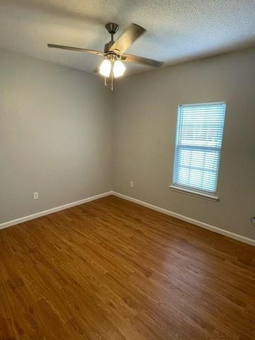 3420 Fairfield Road, Mobile, AL 36605