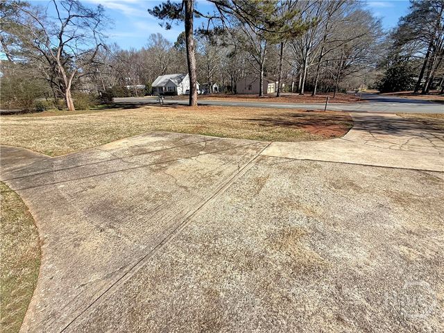 147 VFW Drive, Watkinsville, GA 30677