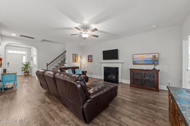 379 Kerr Lake Road, Aberdeen, NC 28315