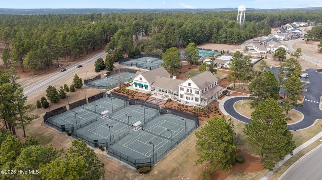 379 Kerr Lake Road, Aberdeen, NC 28315