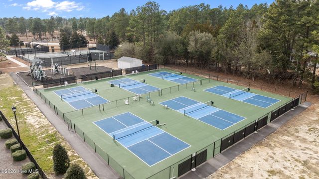 379 Kerr Lake Road, Aberdeen, NC 28315