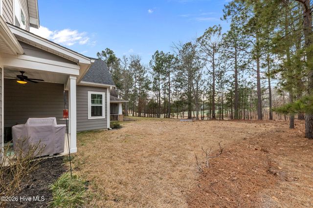379 Kerr Lake Road, Aberdeen, NC 28315