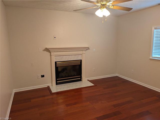 6008 Yeaton Glen Drive, Winston-salem, NC 27107