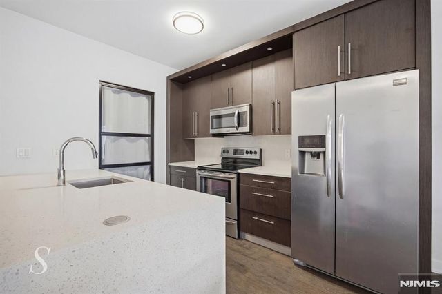 6401 Park Avenue 302, West New York, NJ 07093