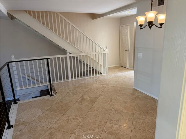 25 Escapade Court, Newport Beach, CA 92663