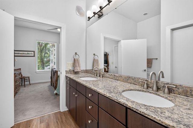 1900 Barton Springs RD 2047, Austin, TX 78704