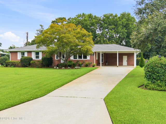 333 Johnston Drive, Wilmington, NC 28412