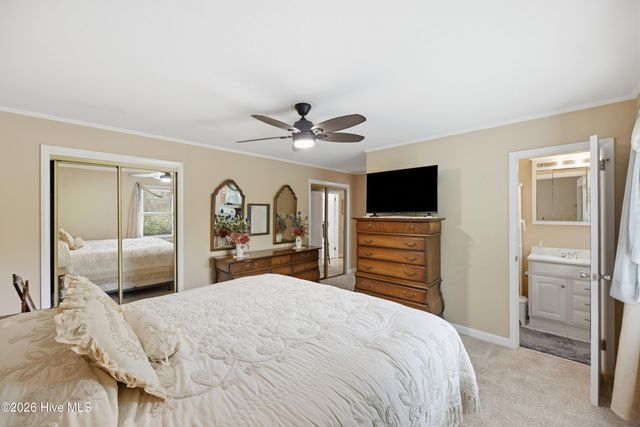 333 Johnston Drive, Wilmington, NC 28412