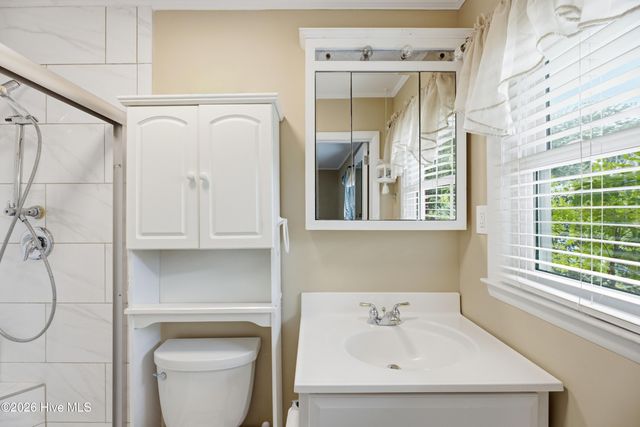 333 Johnston Drive, Wilmington, NC 28412