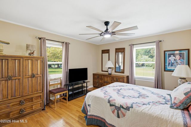 333 Johnston Drive, Wilmington, NC 28412