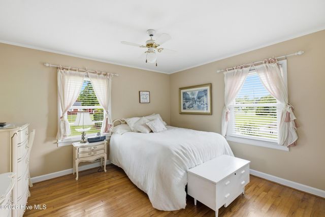 333 Johnston Drive, Wilmington, NC 28412