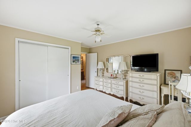 333 Johnston Drive, Wilmington, NC 28412