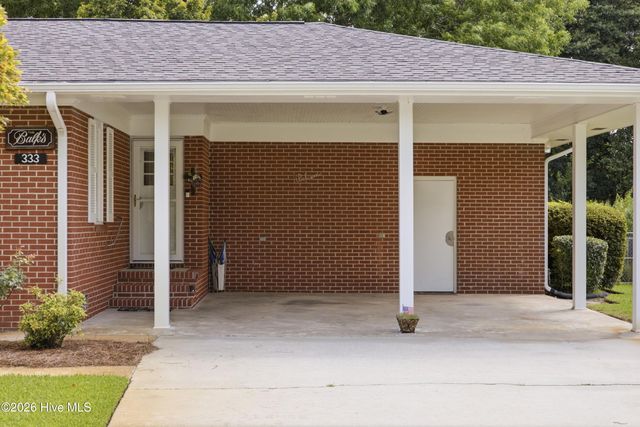 333 Johnston Drive, Wilmington, NC 28412