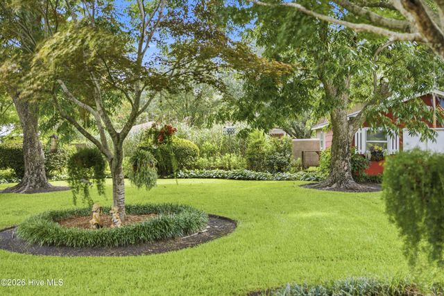 333 Johnston Drive, Wilmington, NC 28412