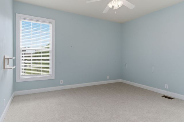 1024 Sweet Oak Rdg, Hendersonville, TN 37075