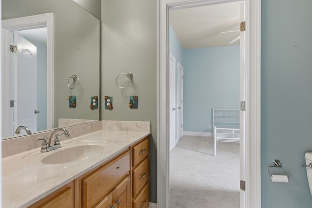 1024 Sweet Oak Rdg, Hendersonville, TN 37075