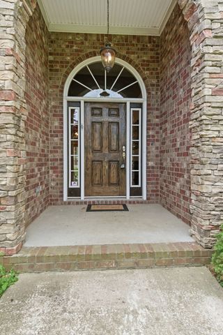 1024 Sweet Oak Rdg, Hendersonville, TN 37075