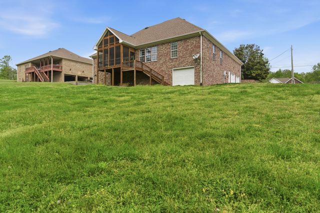 1024 Sweet Oak Rdg, Hendersonville, TN 37075