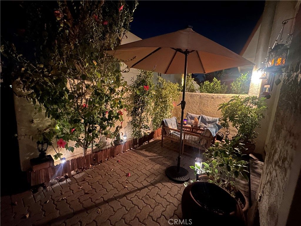 Image 1 of property listing at 6225 Nita, Woodland Hills, CA 91367