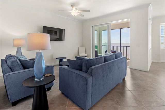 1030 TIDEWATER SHORES LOOP 401, Bradenton, FL 34208