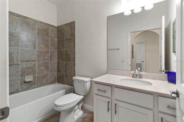 1030 TIDEWATER SHORES LOOP 401, Bradenton, FL 34208